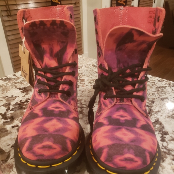 Dr. Martens Purple TIE DYE 1460 Pascal Leather Suede Lace Up Boots W Sz 7 and 5 - Picture 4 of 9